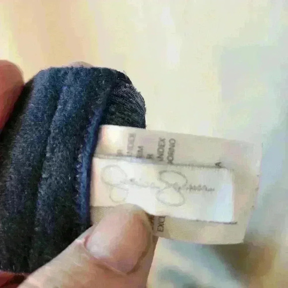 Jessica Simpson Bra 42D with underwire adjustable straps very comfy NWOT - Picture 3 of 4